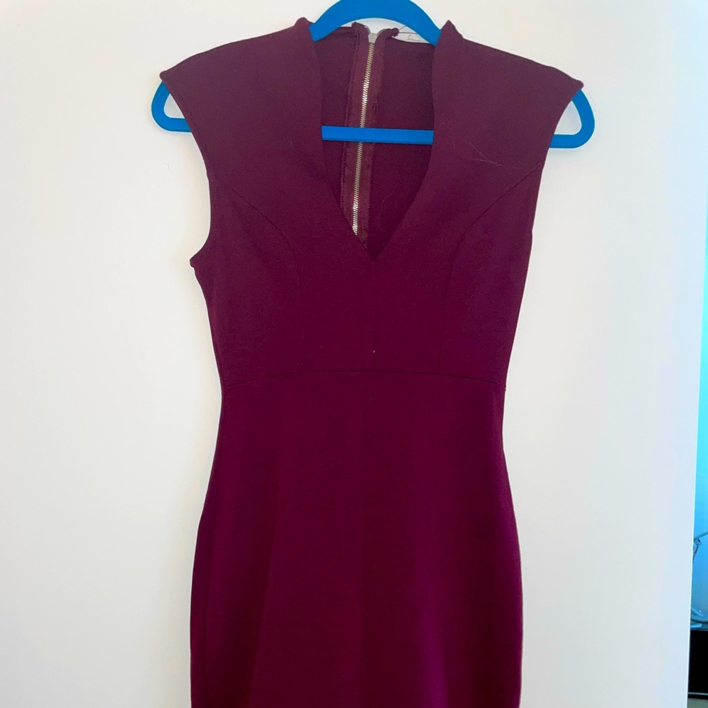 Medium size thick material burgundy luxury dress - Picture 1 of 11